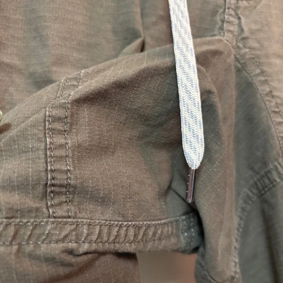 Vuori Men's Ripstop Climber Pants in dark oregano green Sz Large - Picture 4 of 8